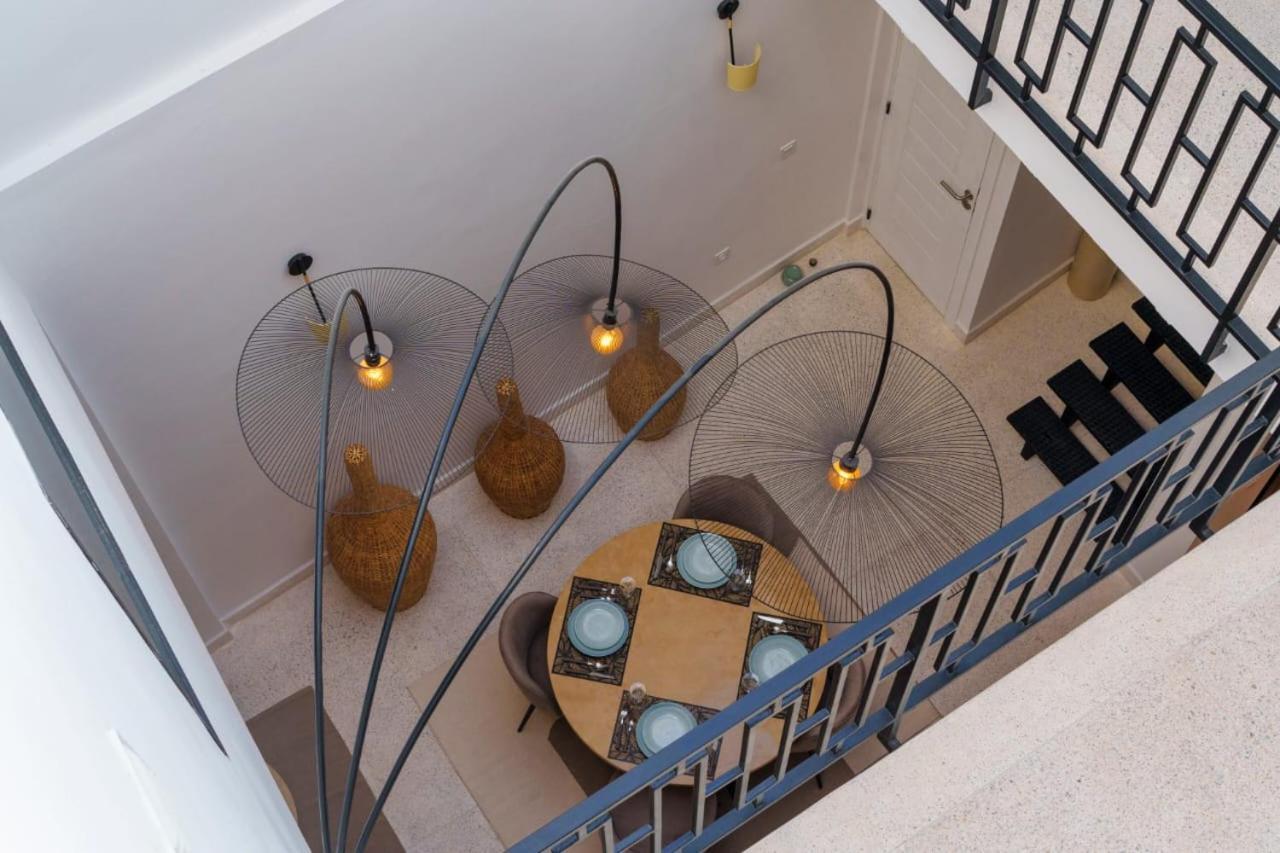 Riad Privatise - 2 Chambres & Petit Dejeuner -Terrasse Marrakesh Bagian luar foto